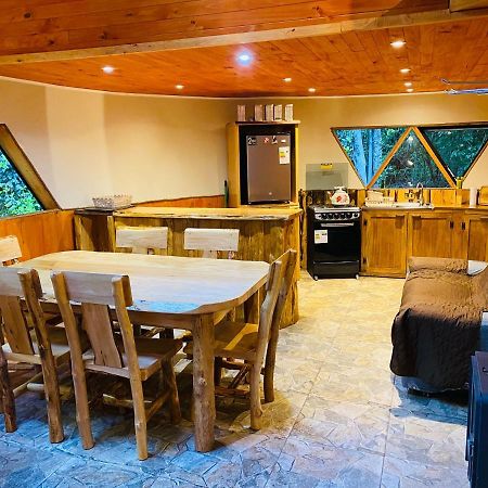 Ferienwohnung Domos Hijos Del Bosque Coñaripe Exterior foto